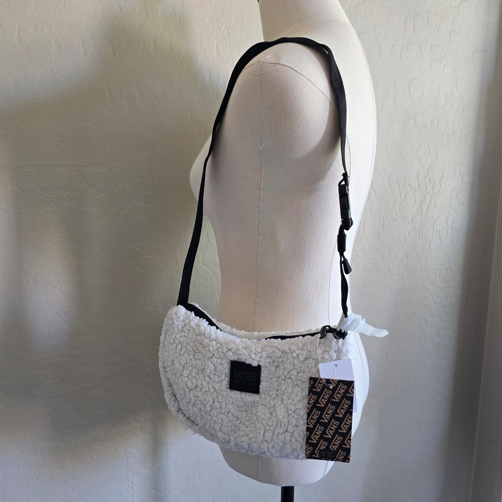 Vans Shorty Shoulder Bag Purse White cozy shepra fabric New